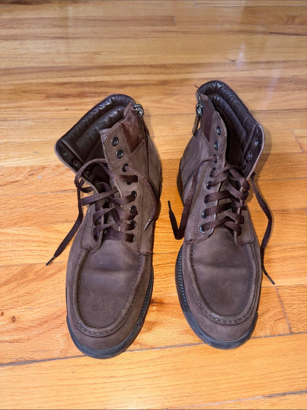Salvatore Ferragamo Brown Leather Lace-Up Ankle Boots with Side Zip 21816 E23M